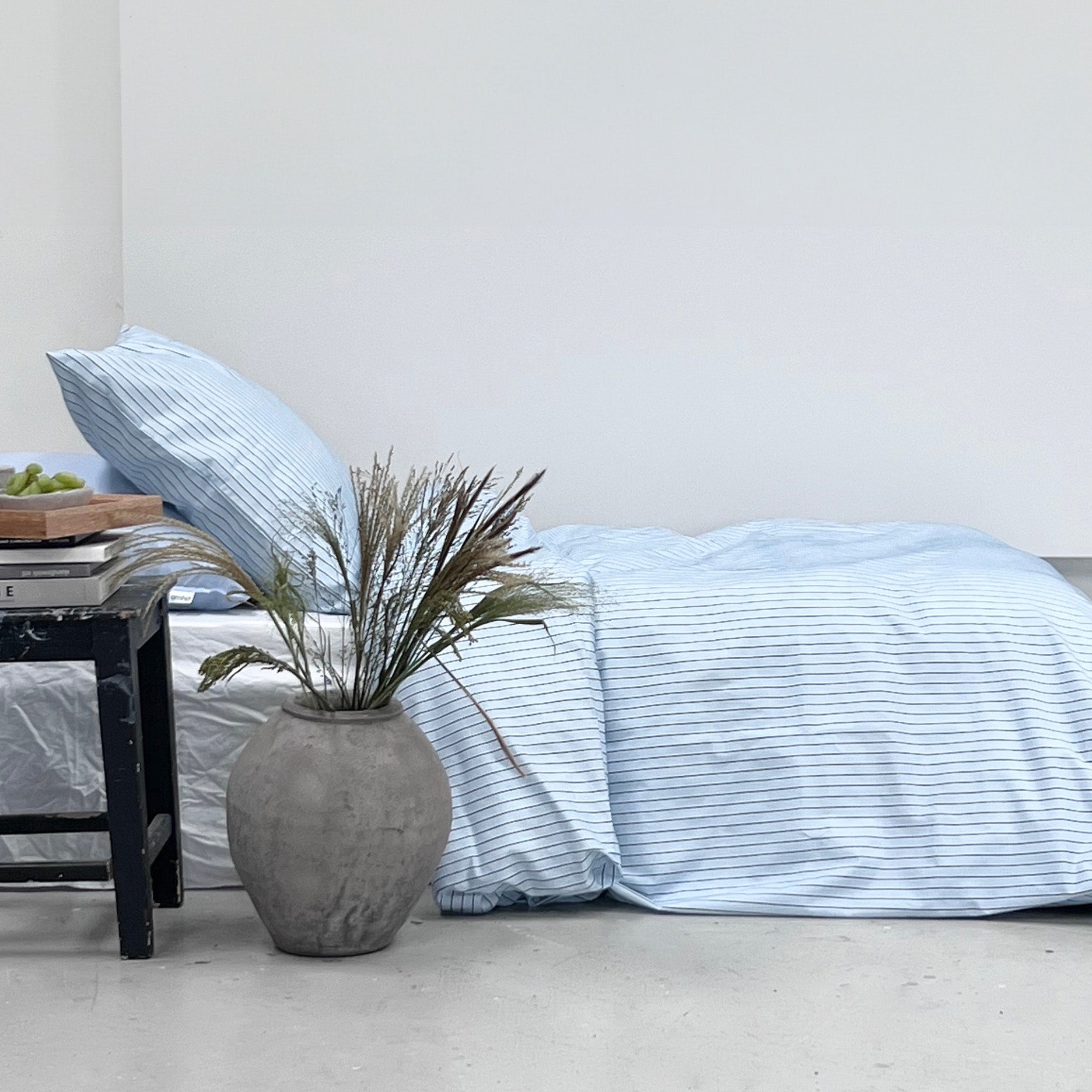 Multi strib sengetøj 140x200 cm lys blå